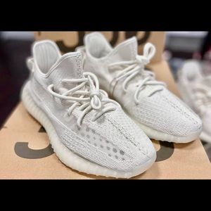 Yeezy Boost 350 V2 Light